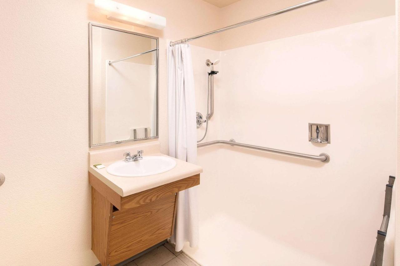 Woodspring Suites Charlotte Гастония Экстерьер фото