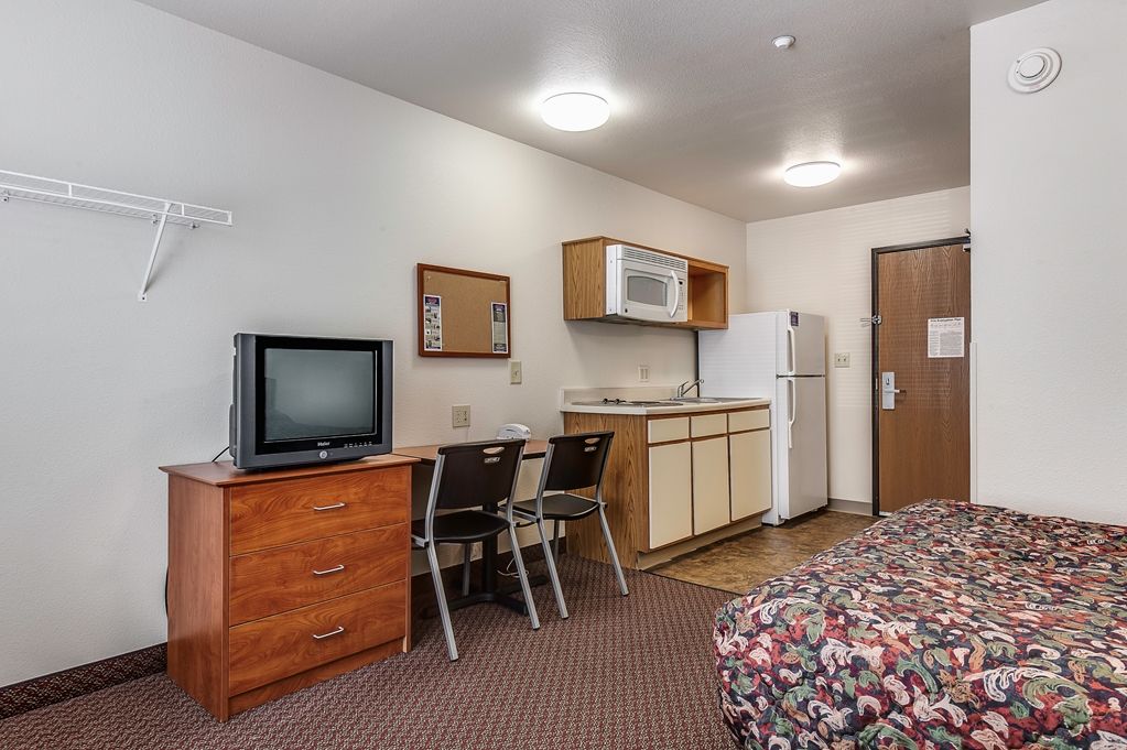 Woodspring Suites Charlotte Гастония Номер фото