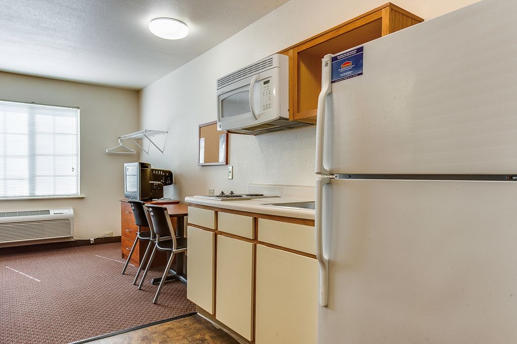 Woodspring Suites Charlotte Гастония Номер фото