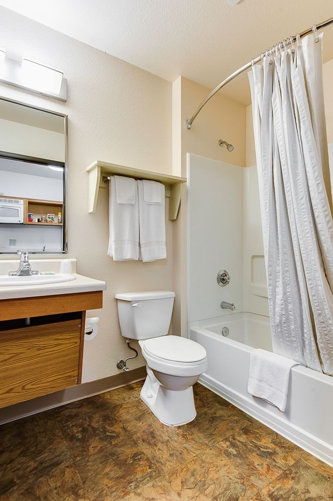Woodspring Suites Charlotte Гастония Номер фото