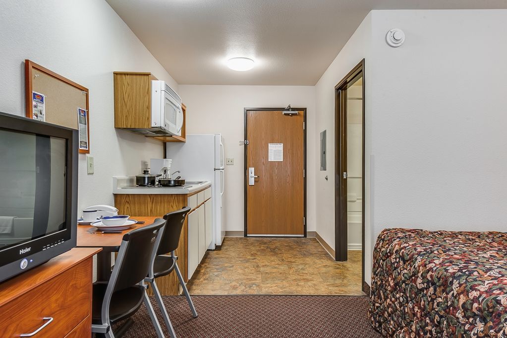 Woodspring Suites Charlotte Гастония Номер фото