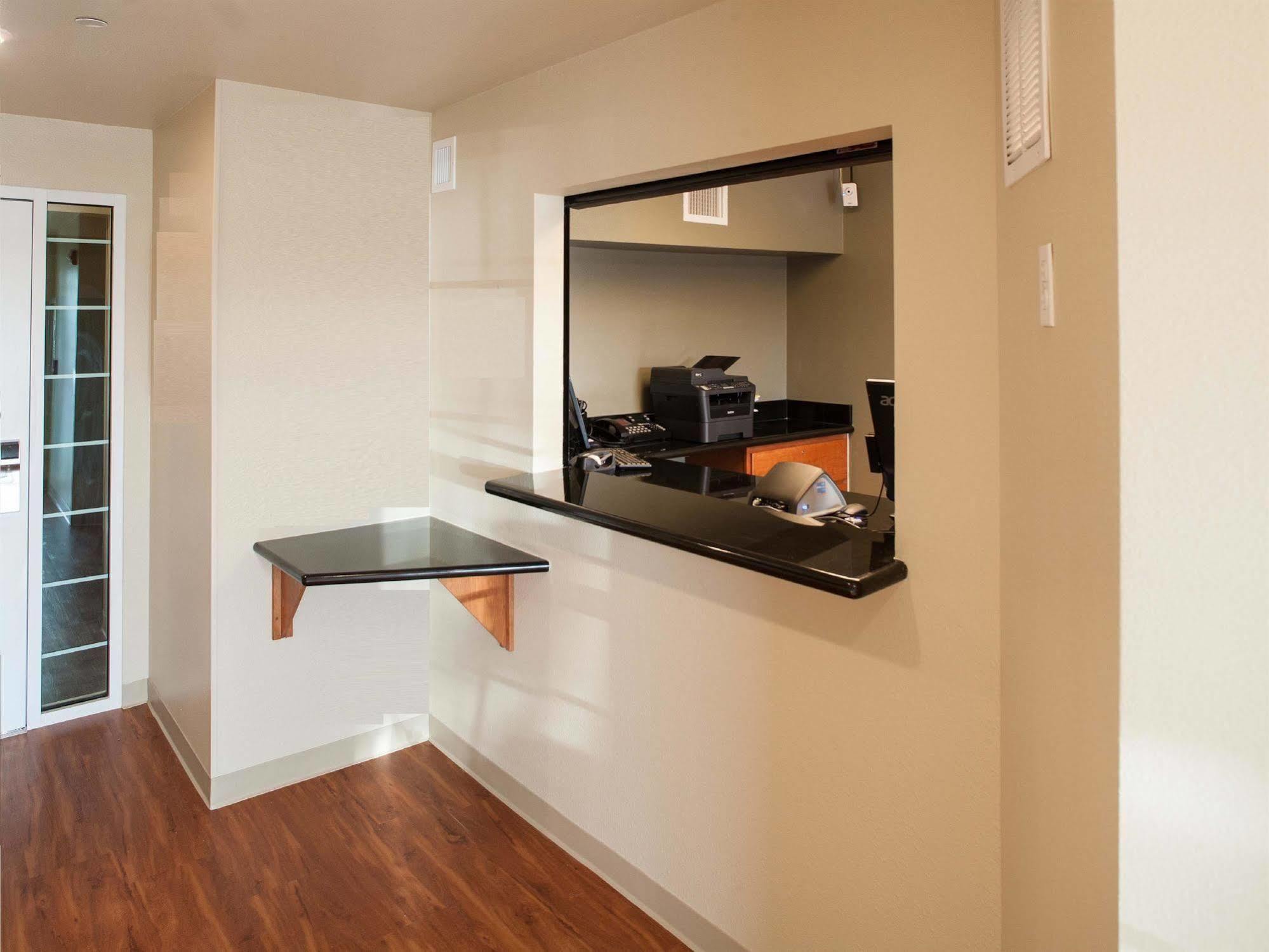 Woodspring Suites Charlotte Гастония Экстерьер фото